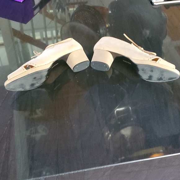 Sasha too beige suede lace up shoes sz 7 1/2 - Picture 2 of 5